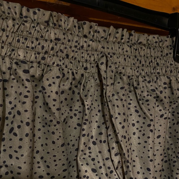 Army green polka dot skirt - Picture 3 of 3